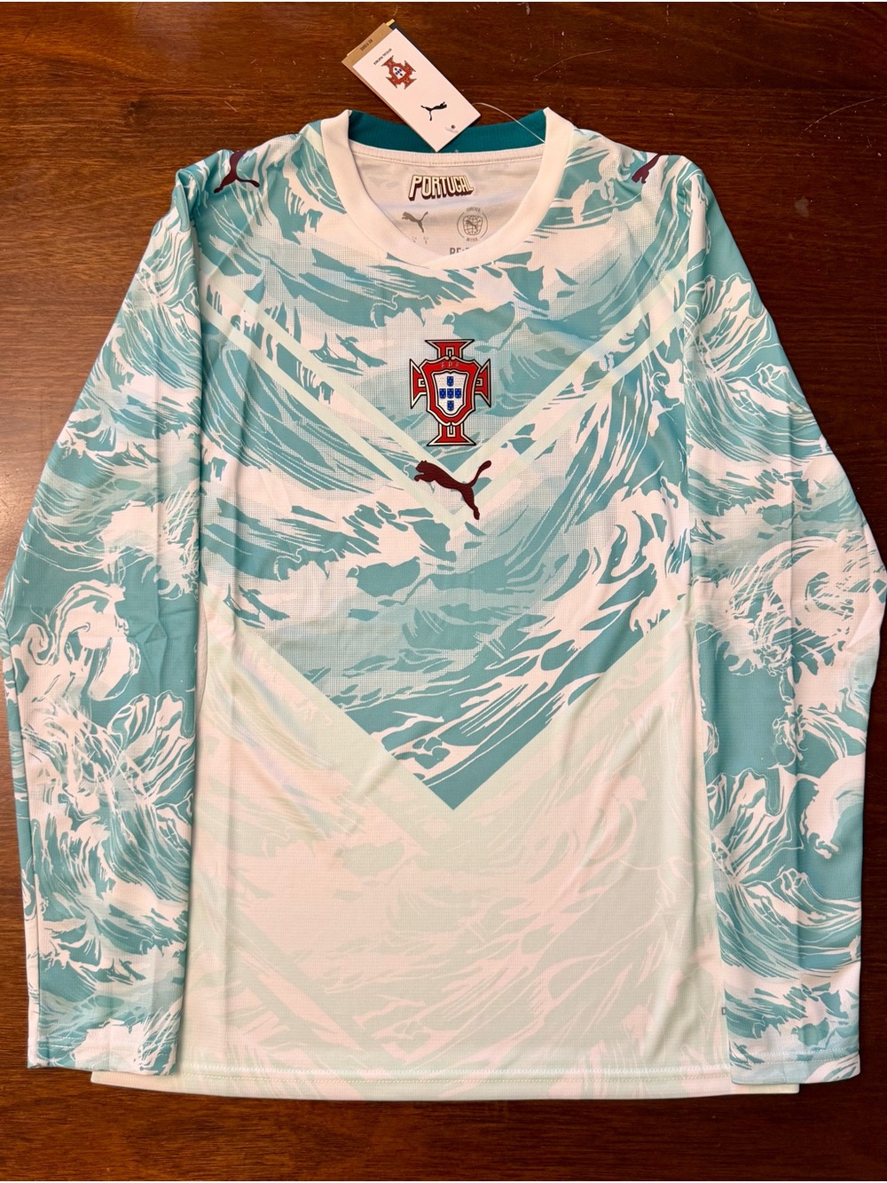 Puma Portugal 2026 World Cup Away Long Sleeve Jersey Size Small 100% Authentic